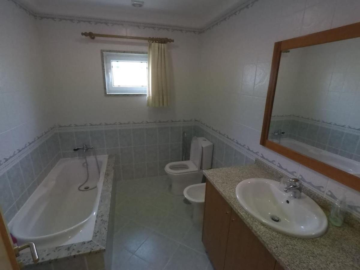 Valadas Guest House Canedo  Exterior photo