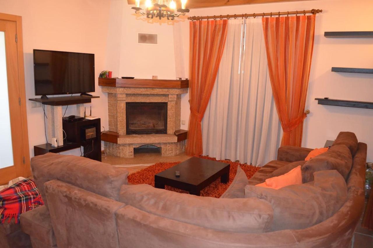 Valadas Guest House Canedo  Exterior photo