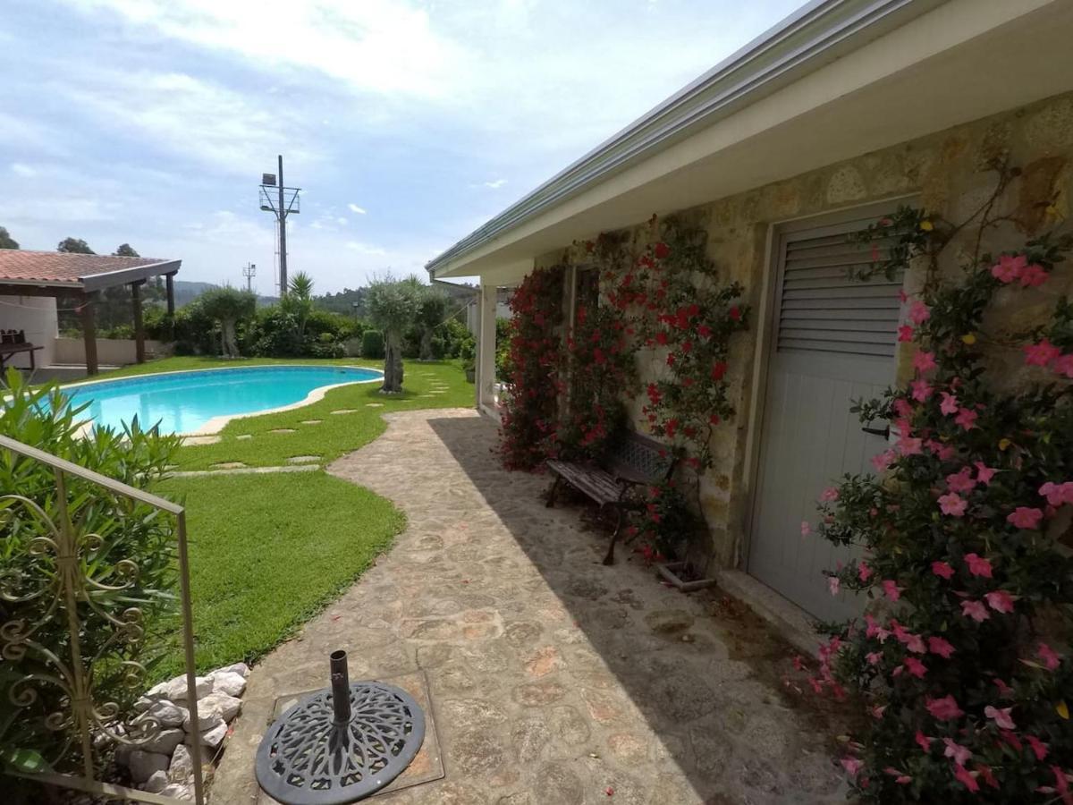 Valadas Guest House Canedo  Exterior photo